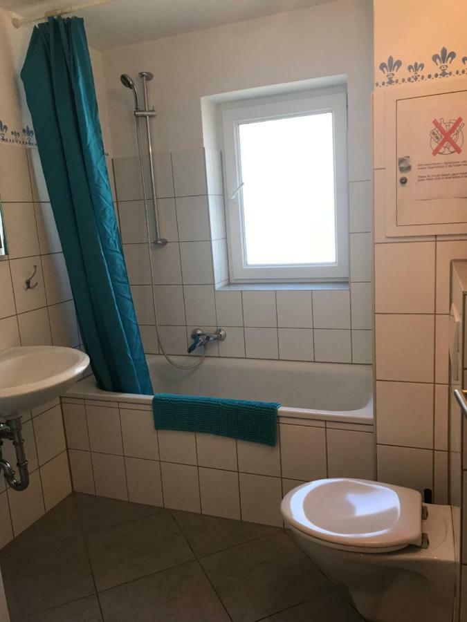 Ferienwohnung Roxana Gräfrath Exterior foto
